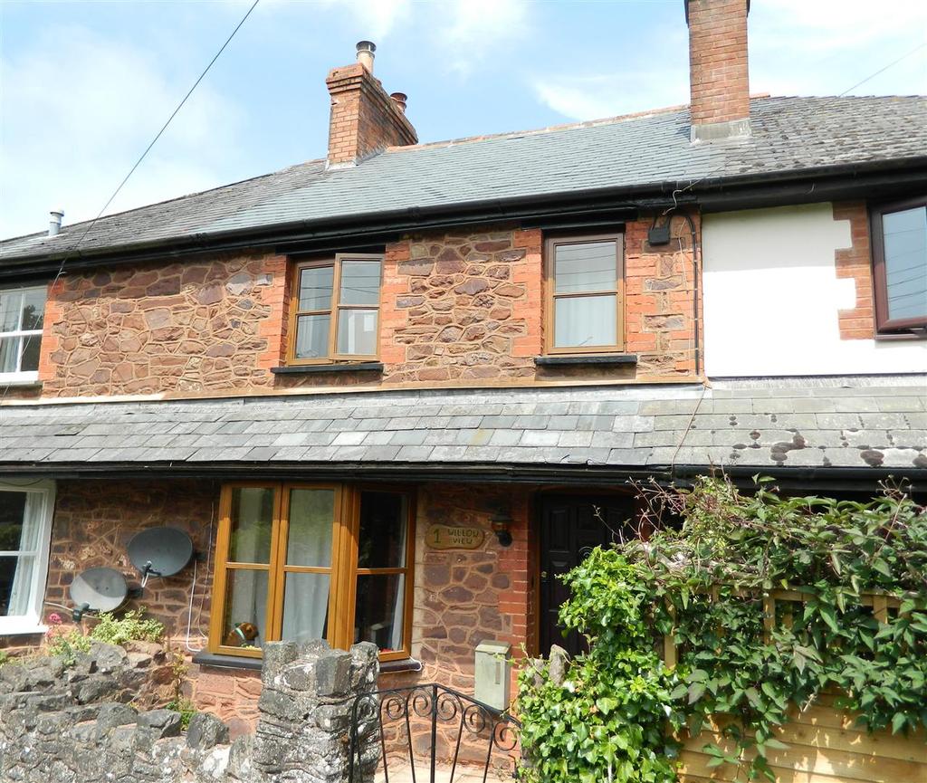 Willow View, Minehead 2 bed terraced house £225,000