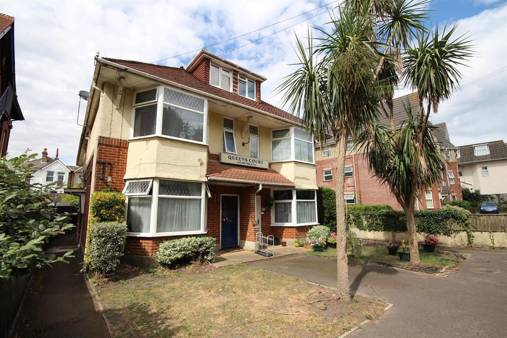 16a Florence Road, Bournemouth 2 bed apartment £167,500