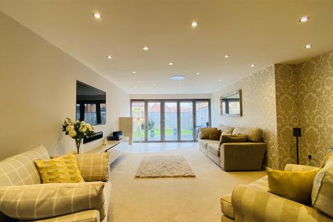 24 Souter Drive, Seaham, SR7 7WT