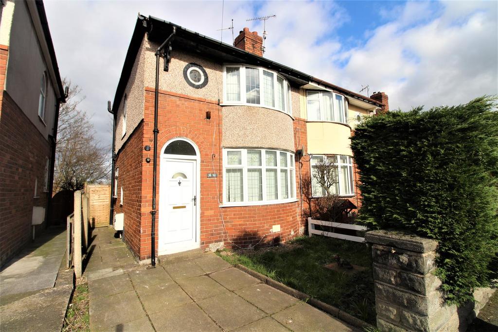 St. Johns Road, Wrexham 3 bed semidetached house £115,000