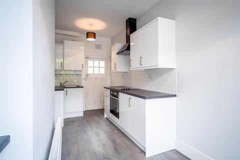 14 Halifax Road, Brighouse, HD6 2AG