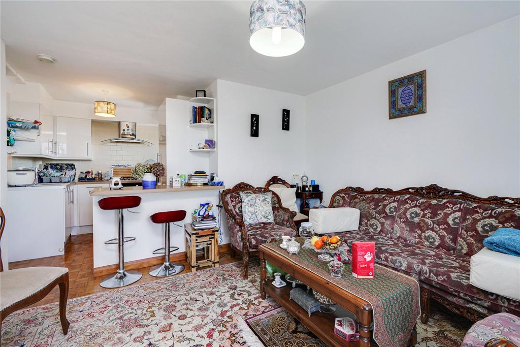 Kitchen/ Living Area
