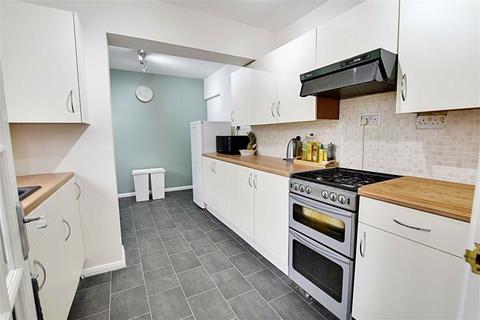 9 Franklin Close, Worcester, WR2 4DX