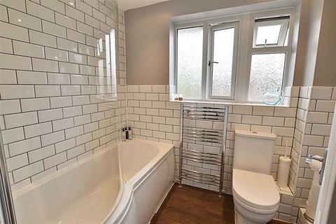9 Franklin Close, Worcester, WR2 4DX
