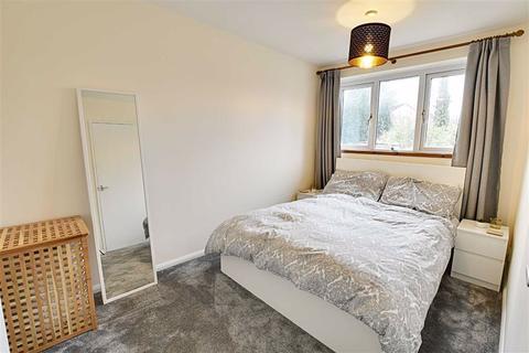 9 Franklin Close, Worcester, WR2 4DX