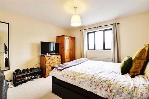 60 Tudor Way, Worcester, WR2 5QU