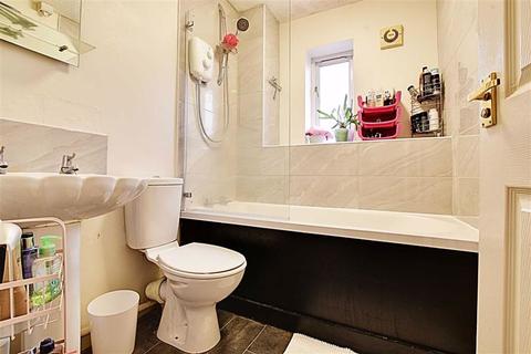 60 Tudor Way, Worcester, WR2 5QU