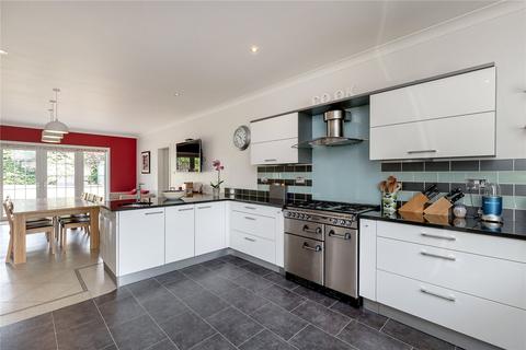 16 Cammo Road, Edinburgh, EH4 8ED