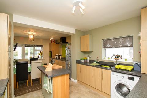 36 Alexandra Road, Capel Le Ferne, Folkestone, CT18 7LP