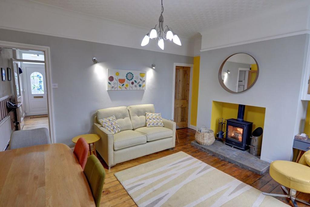 Neville Street, Skipton 2 bed property £695 pcm (£160 pw)