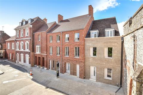 2 bedroom duplex to rent, Kingsgate Street, Winchester, Hampshire, SO23