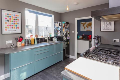 83 Abbey Road, Scone, Perth, PH2 6JS