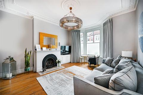 9 Roxwell Road, London, W12 9QE