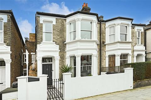 9 Roxwell Road, London, W12 9QE