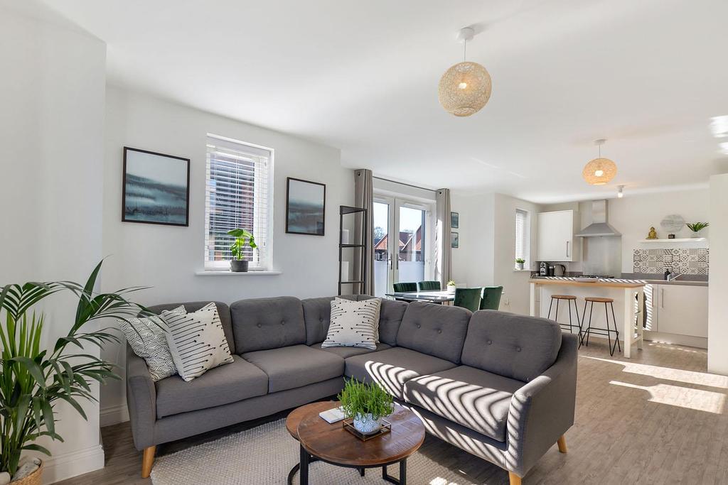 Bannister Way, Leybourne, West Malling 2 bed apartment £255,000