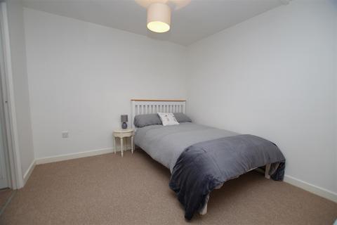 19 Carman Close, Swindon, SN3 4XU