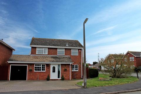 24 Newstead, Tamworth, B79 7UU
