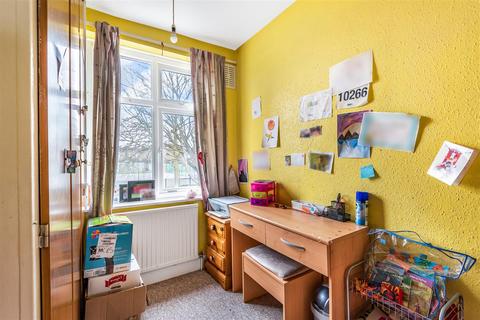 117 Sandringham Road, Worcester Park, KT4 8UH