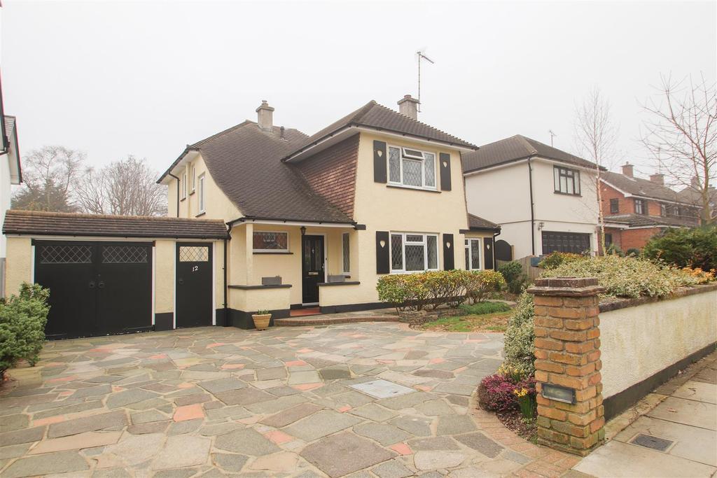 Woodlands Park, LeighOnSea 3 bed detached house £795,000