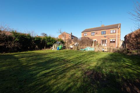 9 Castle Park, Aldbrough, Hull, HU11 4RG