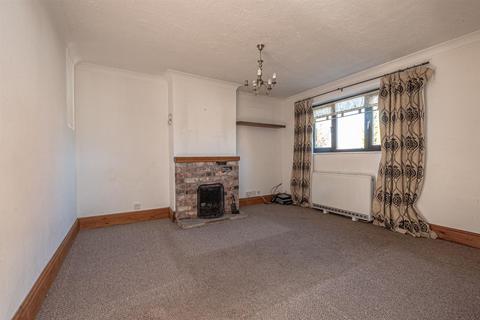 9 Castle Park, Aldbrough, Hull, HU11 4RG