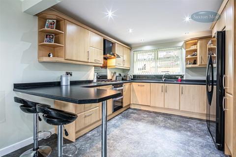 75 Fairbarn Drive, Sheffield, S6 5QJ