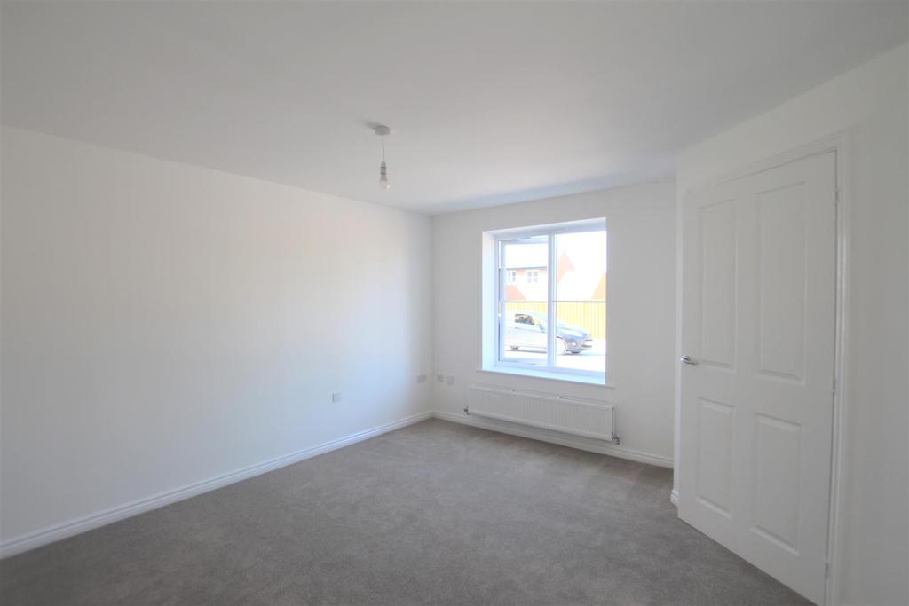 9 Acre Mews, Broughton Manor, Malton... 3 bed house £795 pcm (£183 pw)