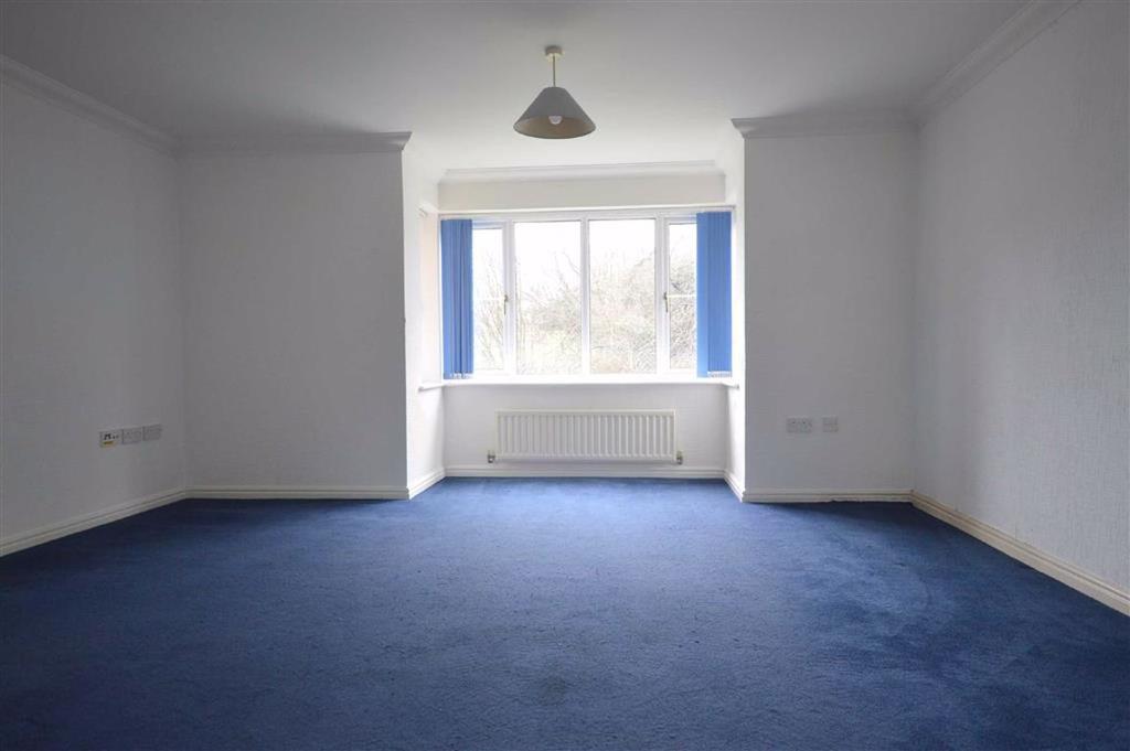 Brisley Close, Ashford, Kent 2 bed flat £825 pcm (£190 pw)