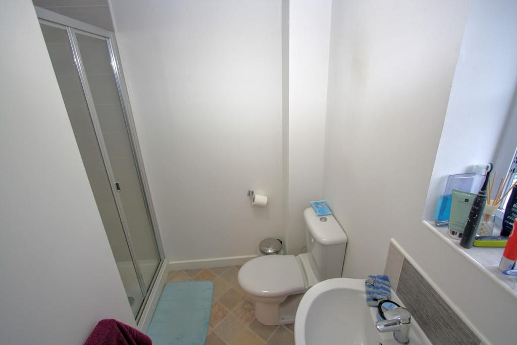 En suite shower room