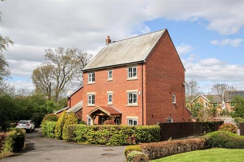 2 Tower Grange, Faverdale, Darlington, DL3 0QF