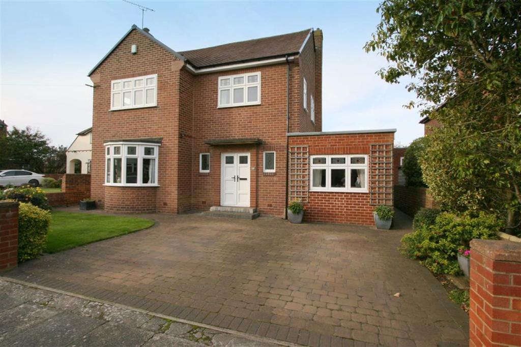 Brierdene Crescent, Whitley Bay, Tyne & Wear, NE26 3 bed detached house