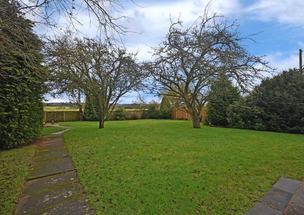 Marquis, Eardington, Bridgnorth... 3 bed detached bungalow £475,000