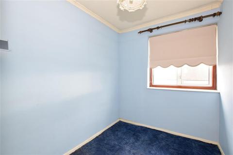 175 Highfield Road, Romford, RM5 3AG