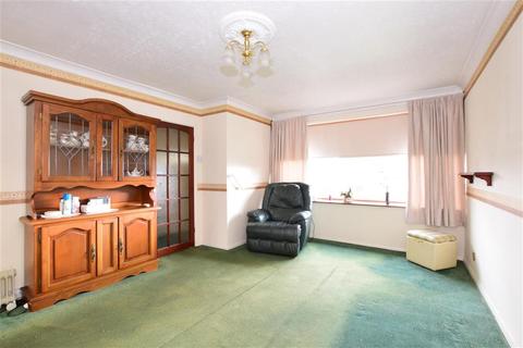 175 Highfield Road, Romford, RM5 3AG