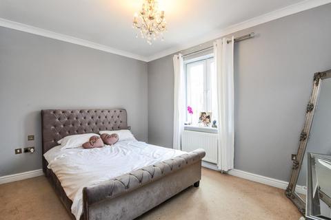Flat 14, Gallery House Copers Cope Road, Beckenham, BR3 1DQ