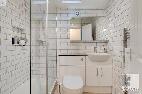 39b Colegrave Road, London, E15 1DZ