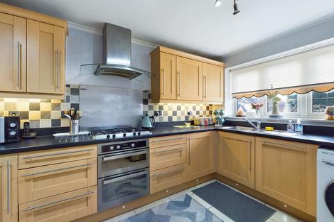 65 Junction Road, Ashford, TW15 1NJ