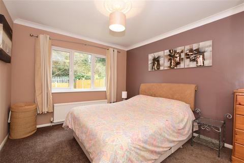 9 Hill Rise, Upminster, RM14 2RA