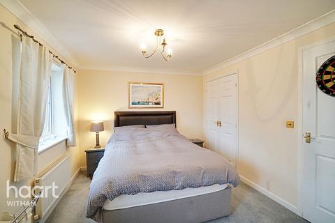 41 Britten Crescent, Witham, CM8 1QE