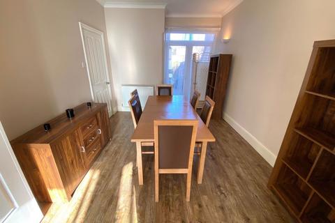 63 Cedar Road, Northampton, NN1 4RW