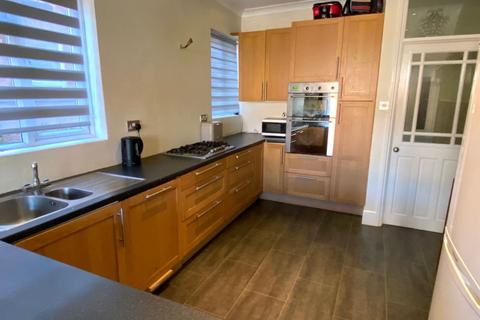 63 Cedar Road, Northampton, NN1 4RW