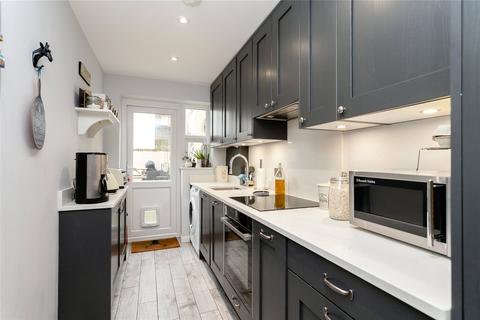2 bedroom flat to rent, Ockendon Road, Islington, London