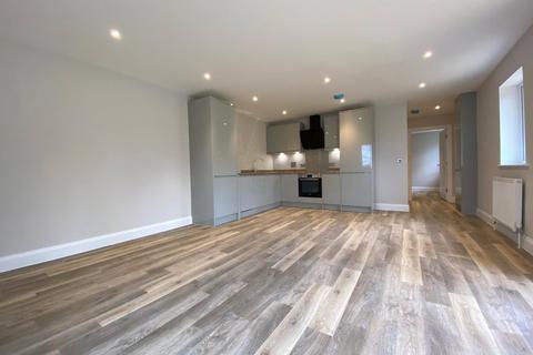 1 bedroom bungalow to rent, Coppid Hall, Warfield Road, Bracknell, Berkshire, RG42