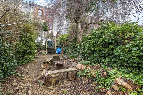 20 Bellevue Crescent, Bristol, BS8 4TE