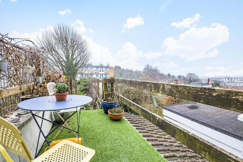 20 Bellevue Crescent, Bristol, BS8 4TE