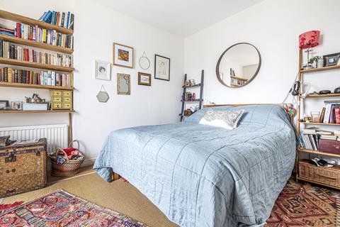 20 Bellevue Crescent, Bristol, BS8 4TE
