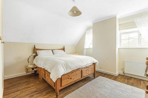 3 Elmside, Guildford, GU2 7SH