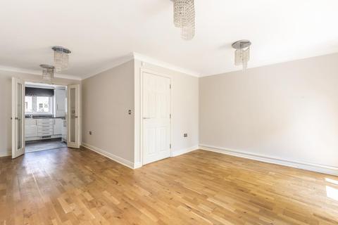 15 Brook Avenue, Ascot, SL5 7QW