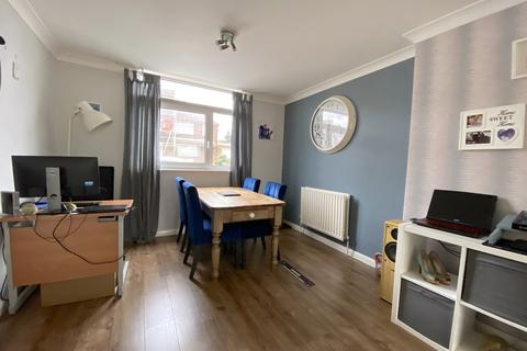 31 Albert Road, Polegate, BN26 6BS