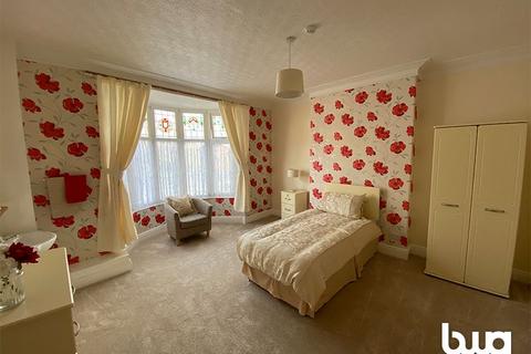 12 Beeches Road, West Bromwich, B70 6QB